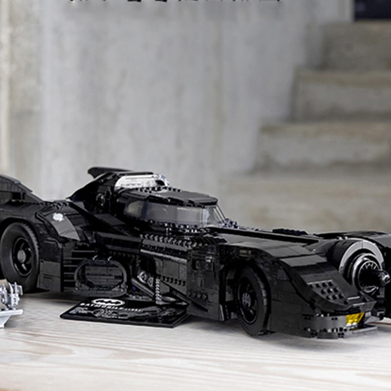 Lego DC Batman 1989 Batmobile 76139 — фото 2