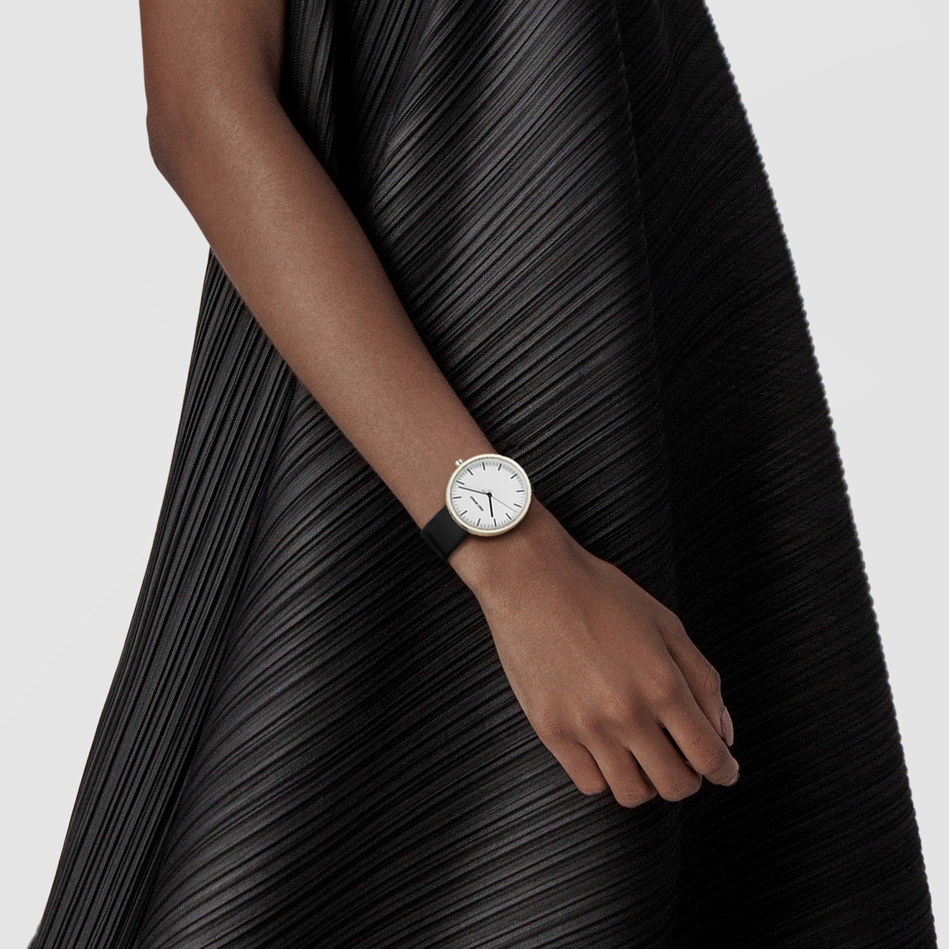 Issey Miyake NYAN703Y — фото 6