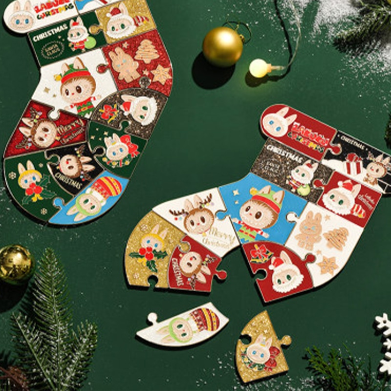 Pop Mart LABUBU Christmas Fridge Magnet Blind Box — фото 3