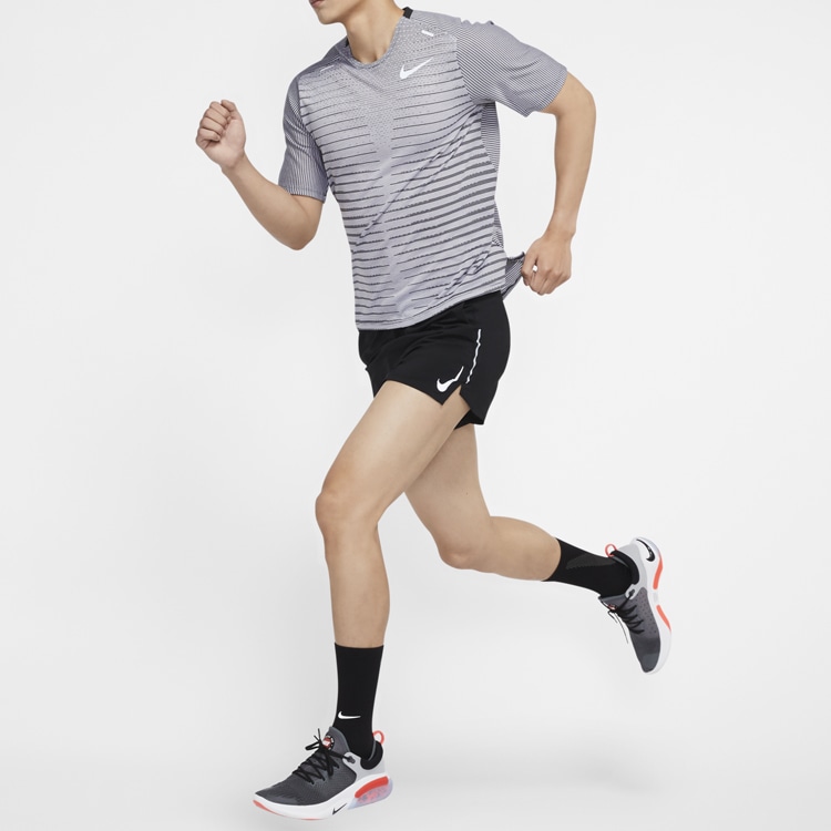 Nike TechKnit Future Fast Tee — фото 5