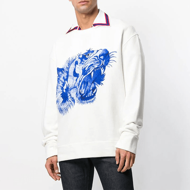 Gucci Tiger Print Crewneck Sweatshirt — фото 2