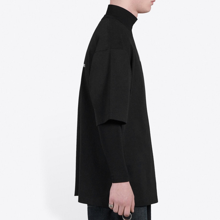 Balenciaga T — фото 4