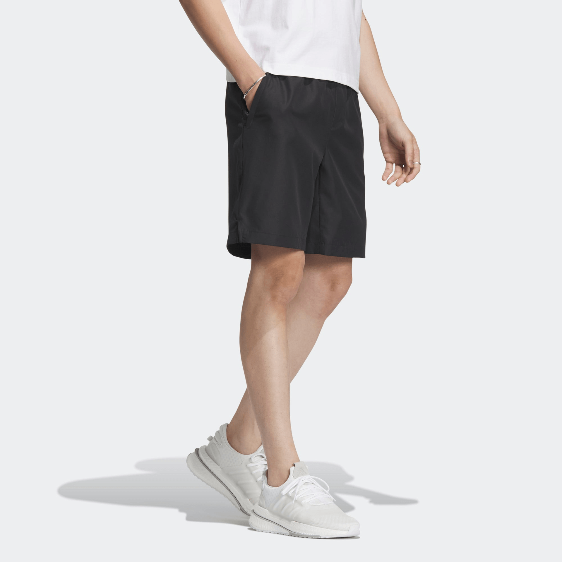 Adidas Tech Utility Woven Shorts Logo — фото 3