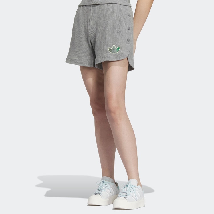 Adidas originals Shorts Logo — фото 1
