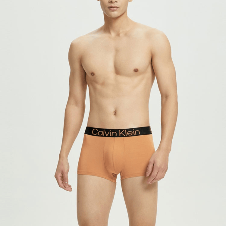 Calvin Klein CKCalvin Klein SS22 Logo — фото 1