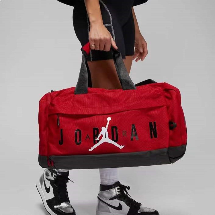 Jordan Classic Logo Travel Bag Red — фото 4