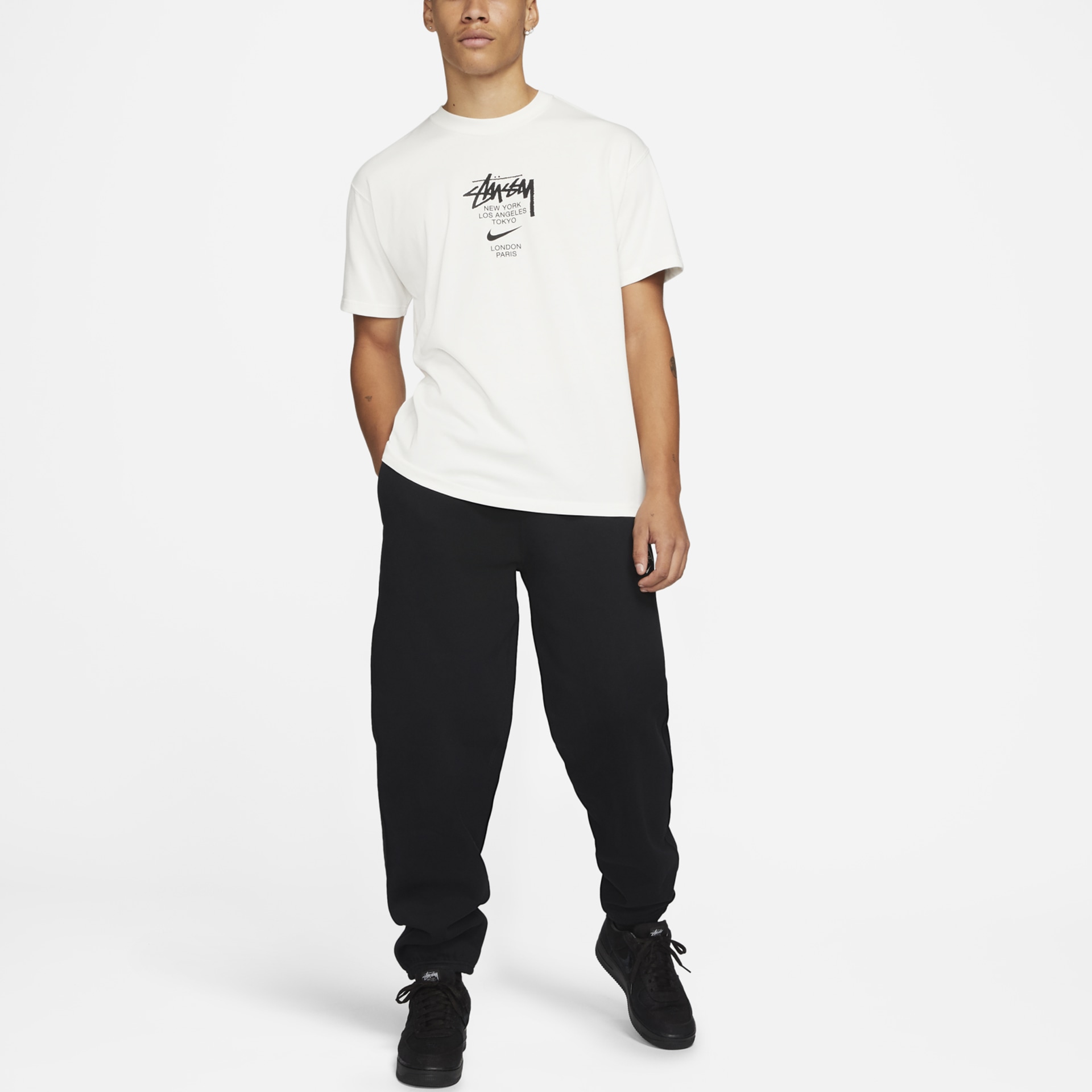 Stussy x Nike Logo T-Shirt White — фото 3