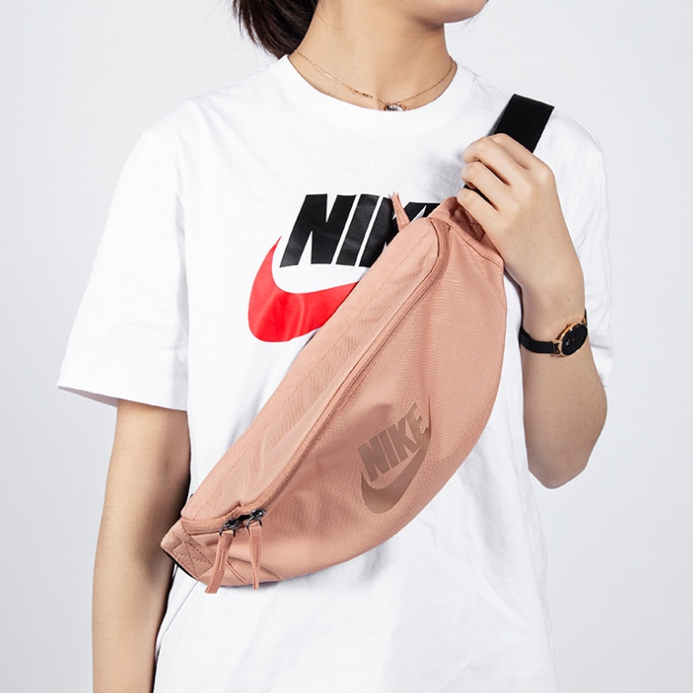 Nike Sling Waist Bag Pink — фото 4