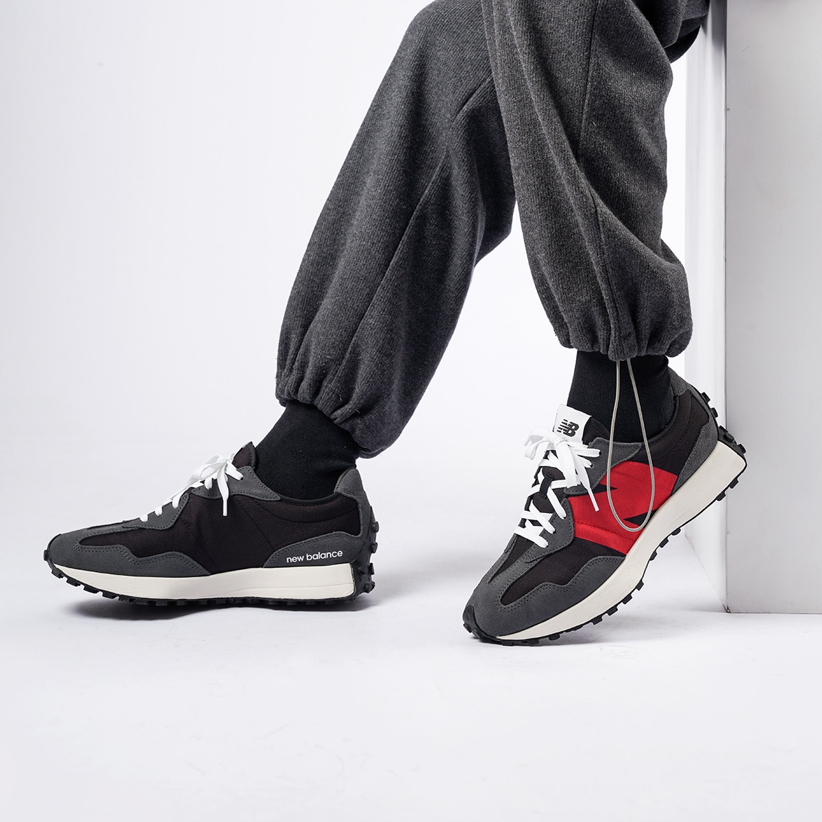 New Balance 327 Grey Red — фото 5