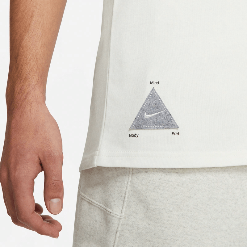 Nike Sportswear Sleeveless Tank White — фото 3