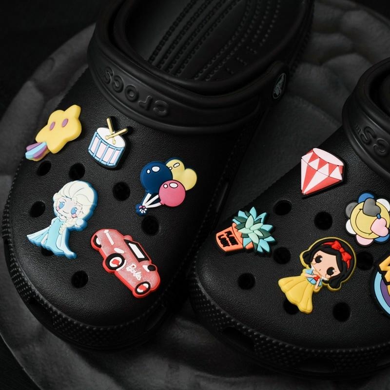 攸委 DIY crocs — фото 2