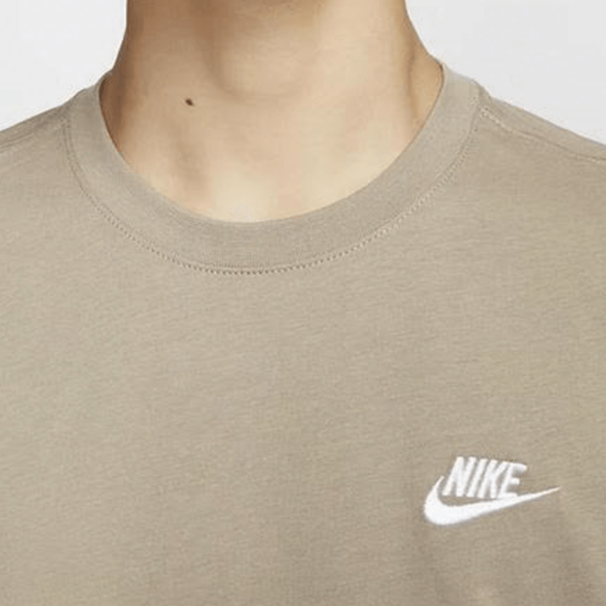 Nike Sportswear Club T-Shirt — фото 4