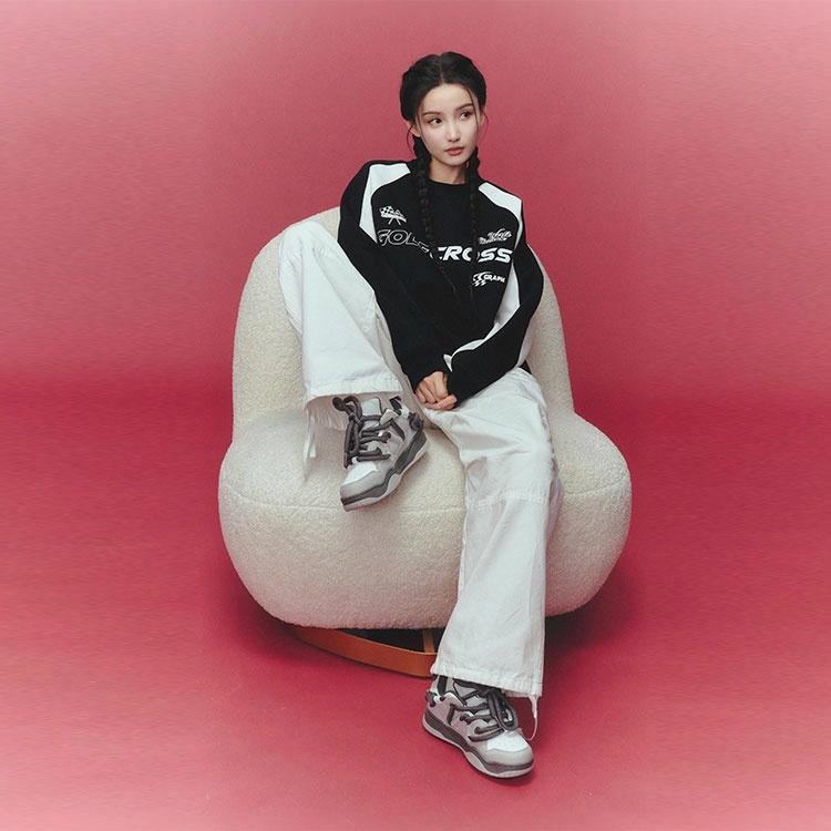 GOLFCROSS Logo Print Sweatshirt