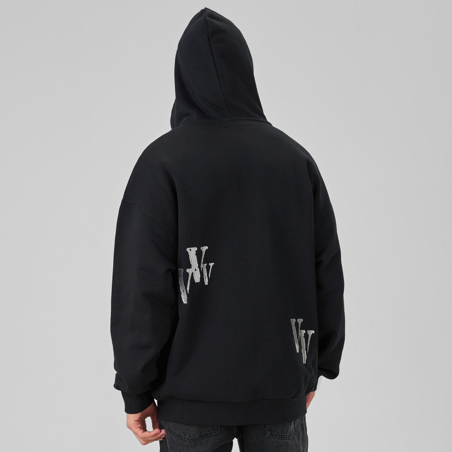 Vlone Logo Embroidered Hoodie Black Silver — фото 10