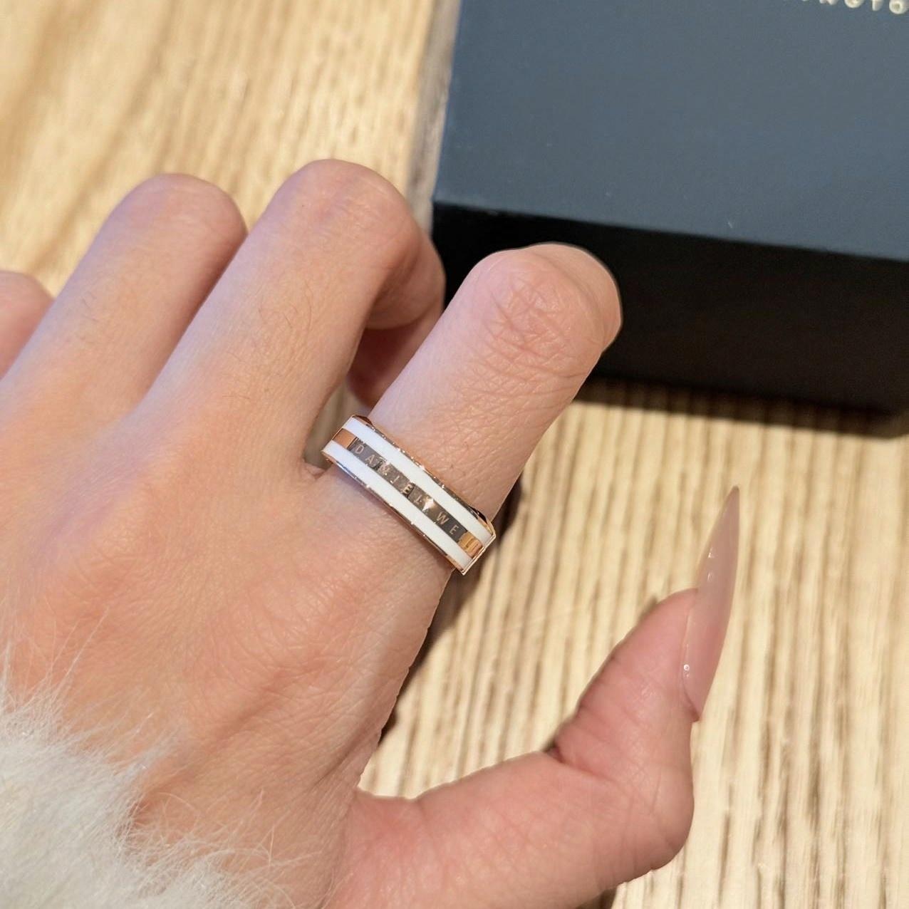 Daniel Wellington Ring — фото 5