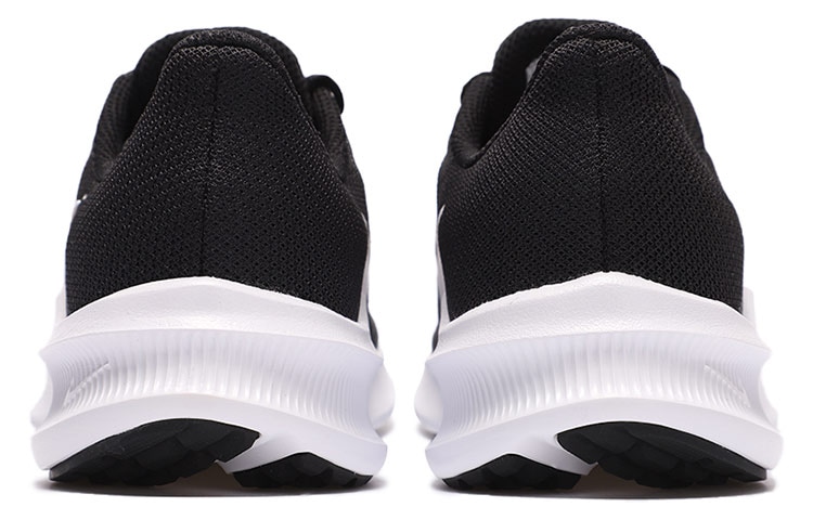 Nike Downshifter 11 Black — фото 10