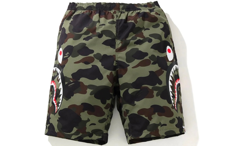 A BATHING APE 1St Camo Shorts — фото 1