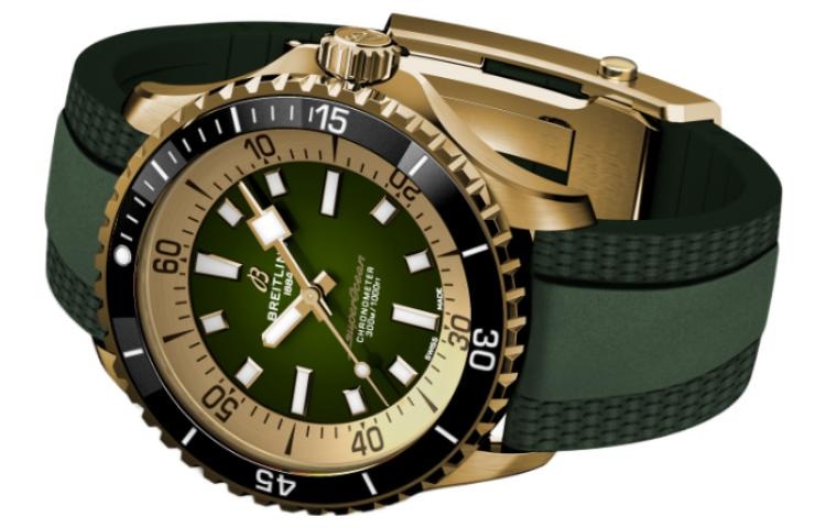 Breitling Superocean N17375201L1S1 — фото 1
