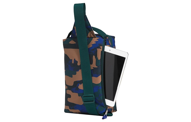 The North Face Camo Crossbody Bag — фото 3