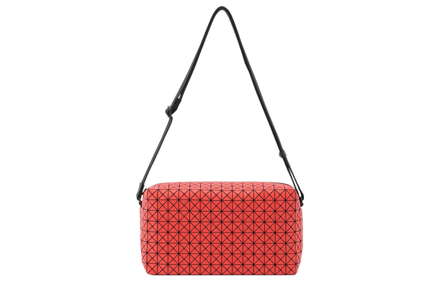ISSEY MIYAKE/三宅一生 ISSEY MIYAKE Saddle Bag