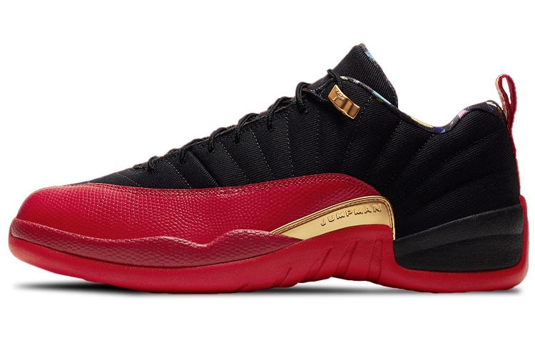 Jordan Air Jordan 12 Retro Low SE "Black and Metallic Gold" — фото 6