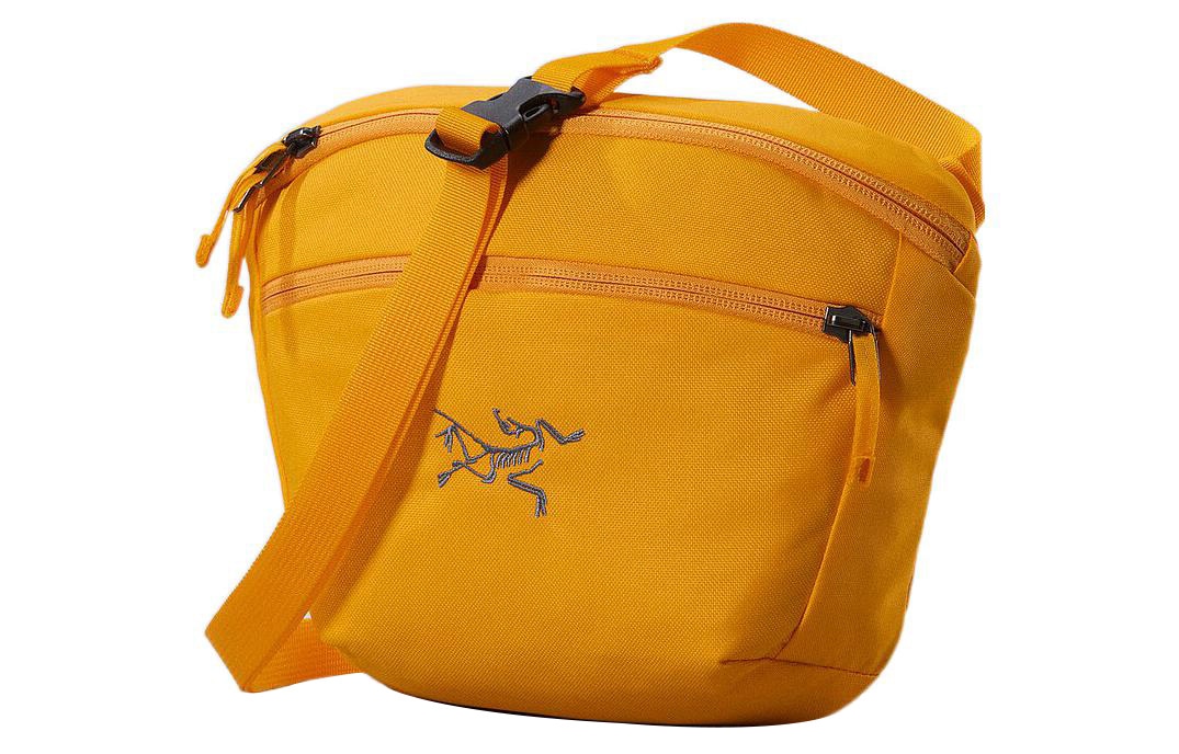 Arcteryx Mantis 2 Logo