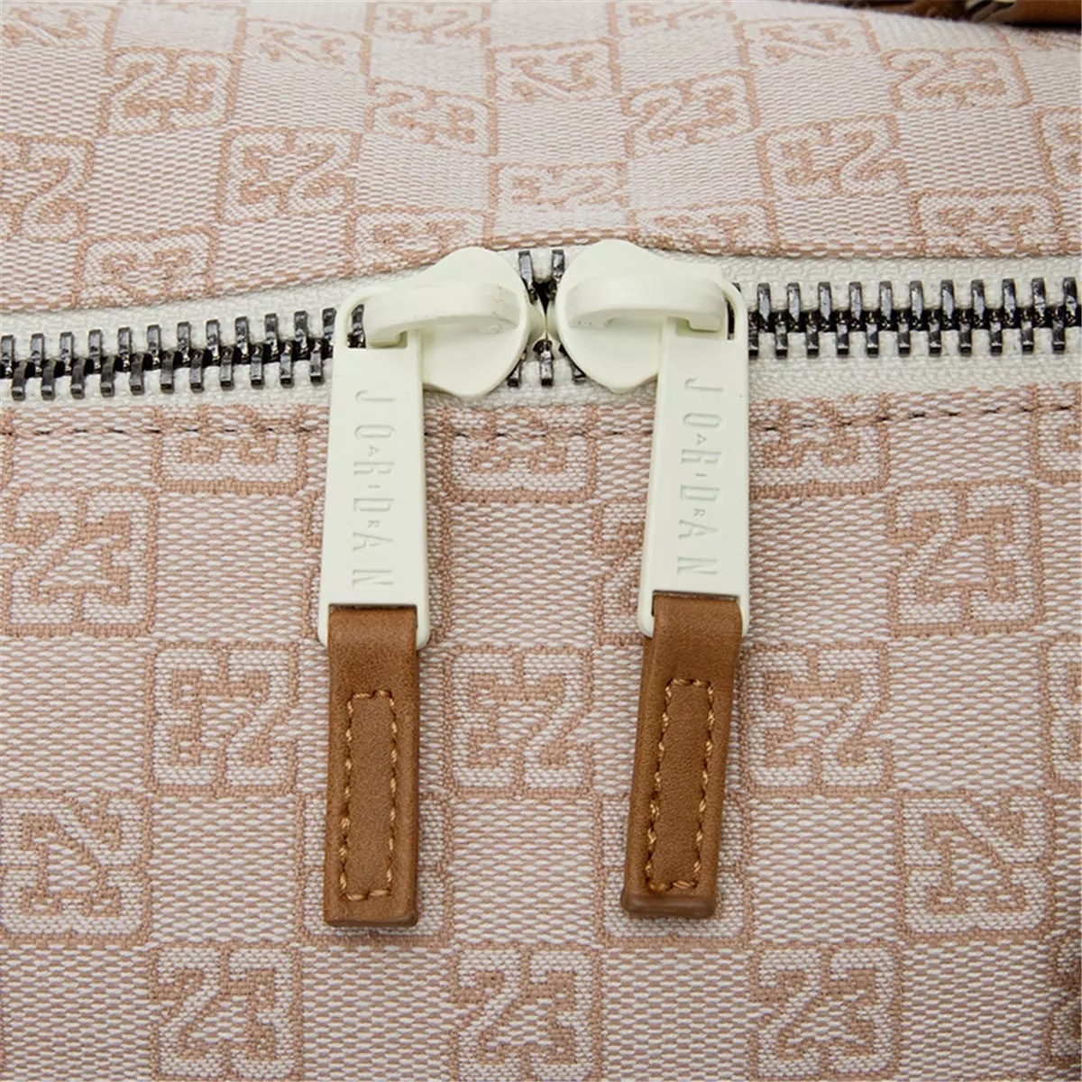 Jordan Chessboard Duffel Beige/Cream — фото 5