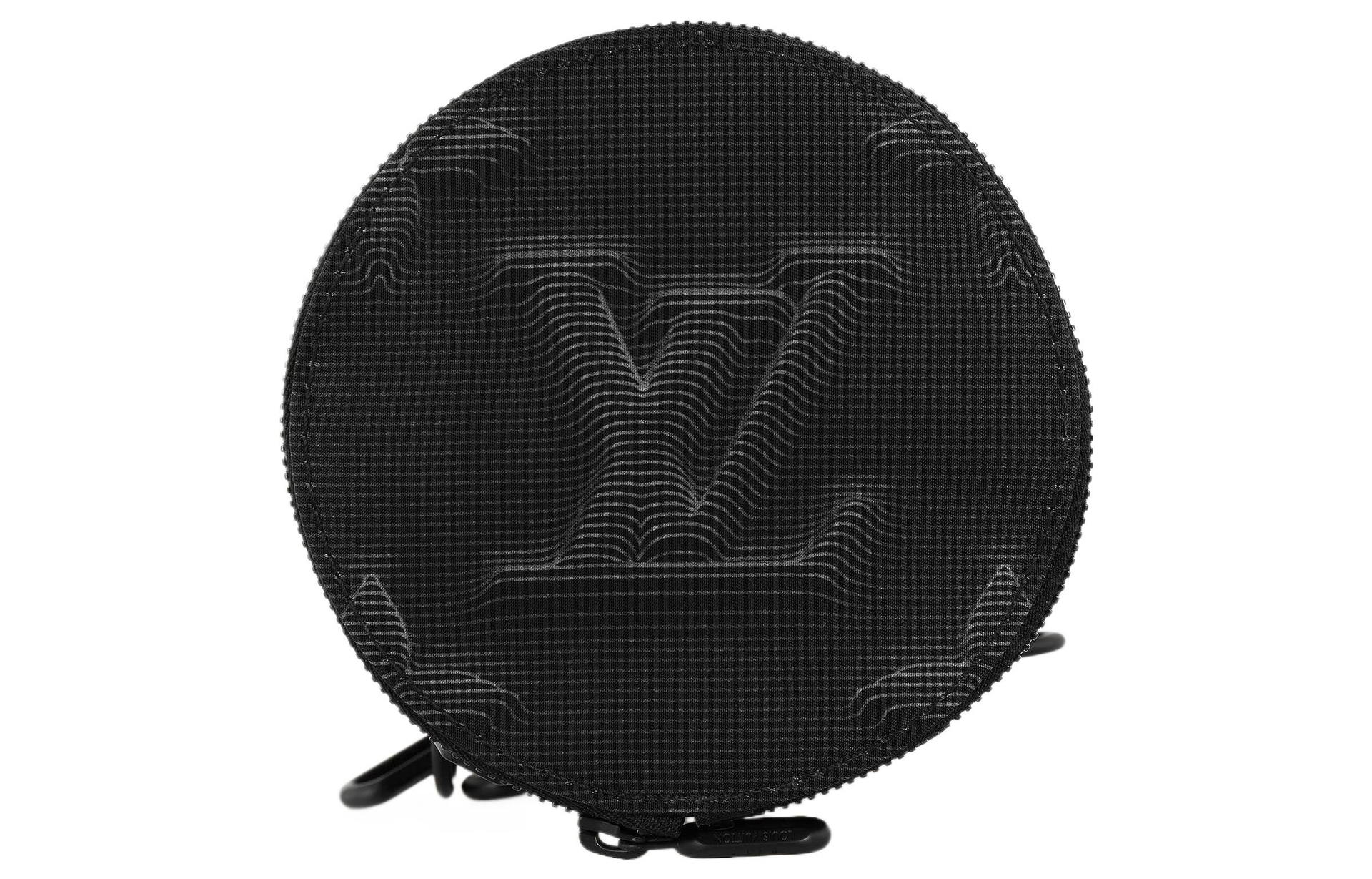Louis Vuitton 2054 Expandable Polochon — фото 3