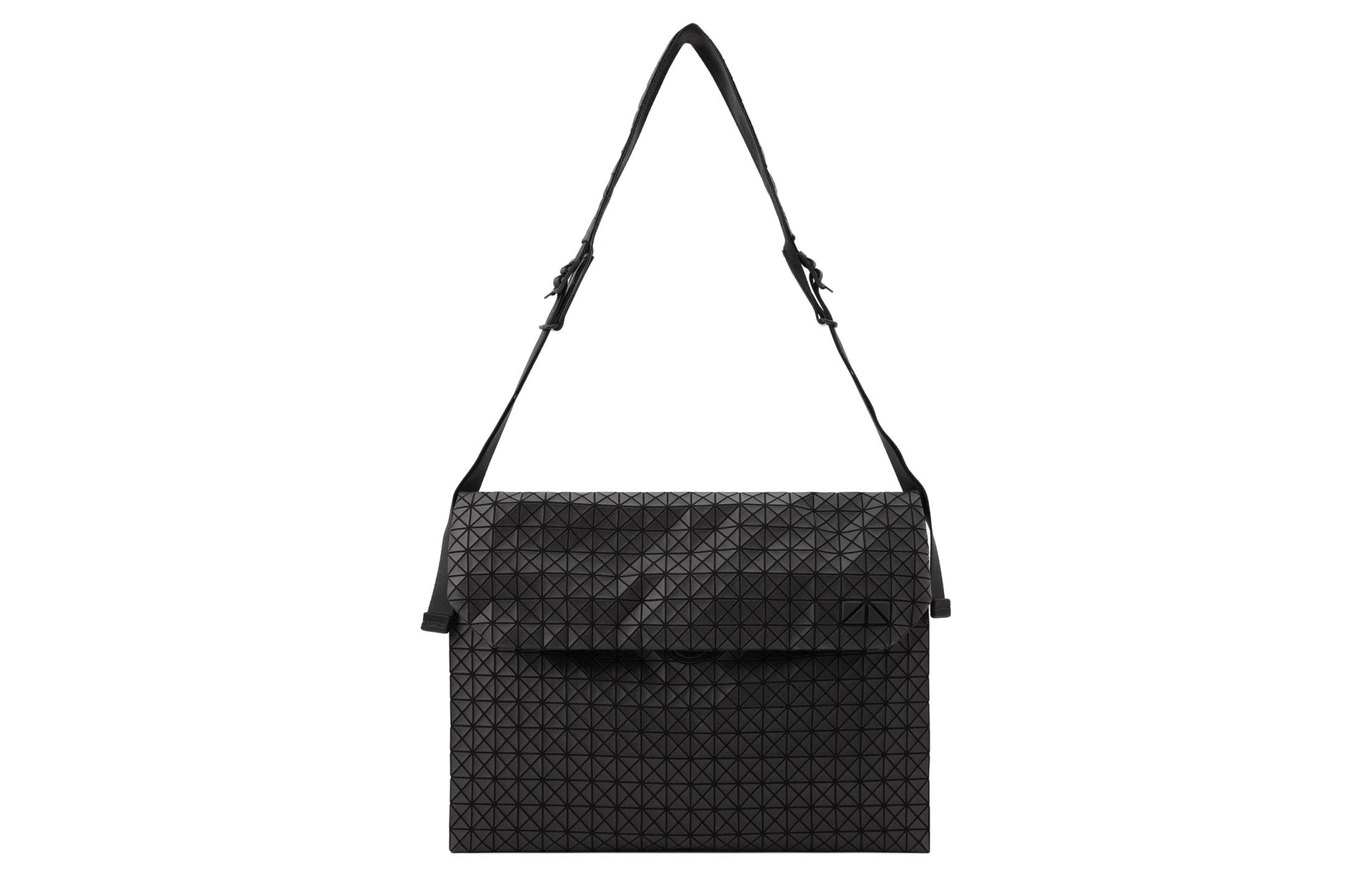 ISSEY MIYAKE/三宅一生 ISSEY MIYAKE Kuro