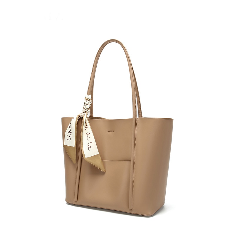 Carnival Keep Tote
