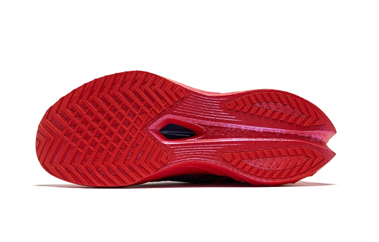 Saucony Endorphin Speed 4 — фото 9