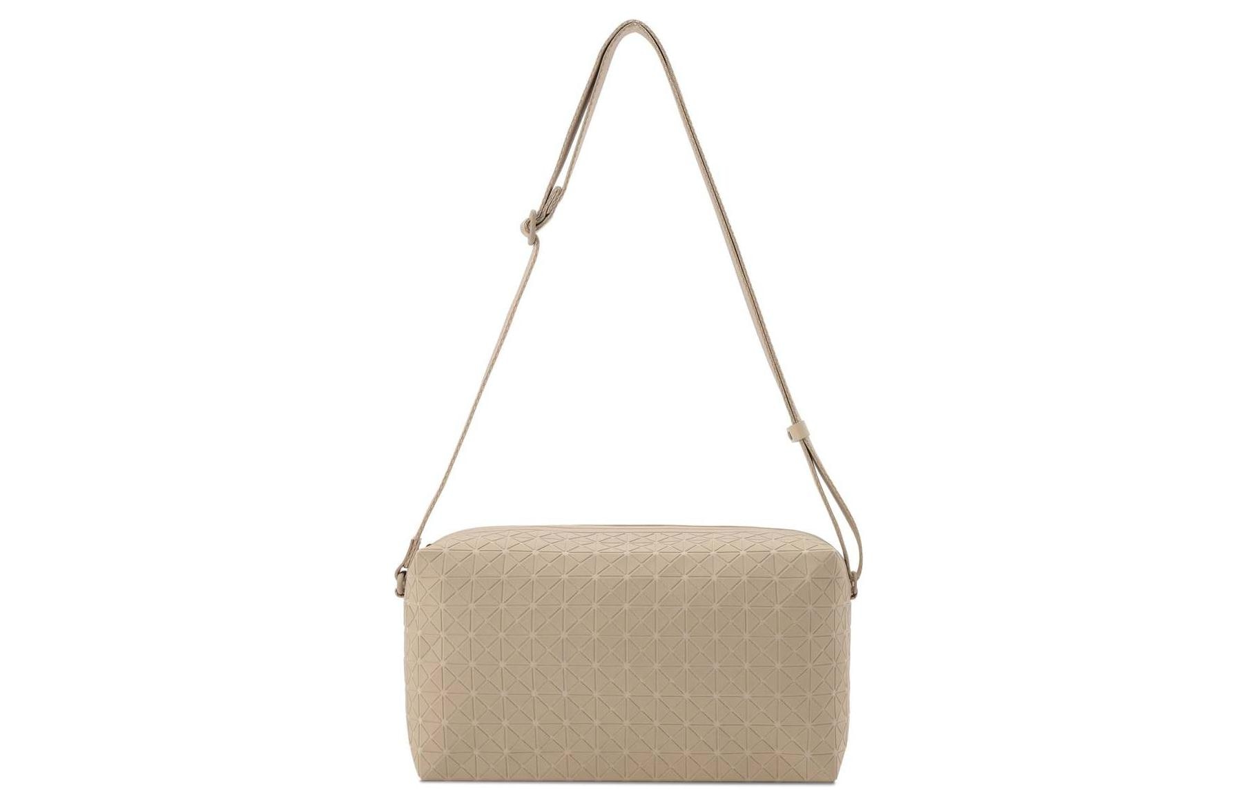 ISSEY MIYAKE/三宅一生 ISSEY MIYAKE Kuro