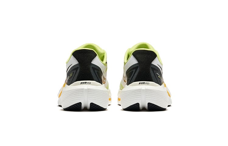 Saucony Carbon Plate Racing Trainer — фото 3