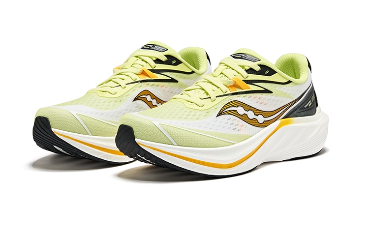Saucony Carbon Plate Racing Trainer — фото 2