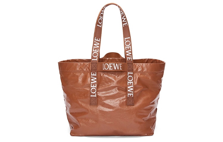 LOEWE Fold Shopper logo 23