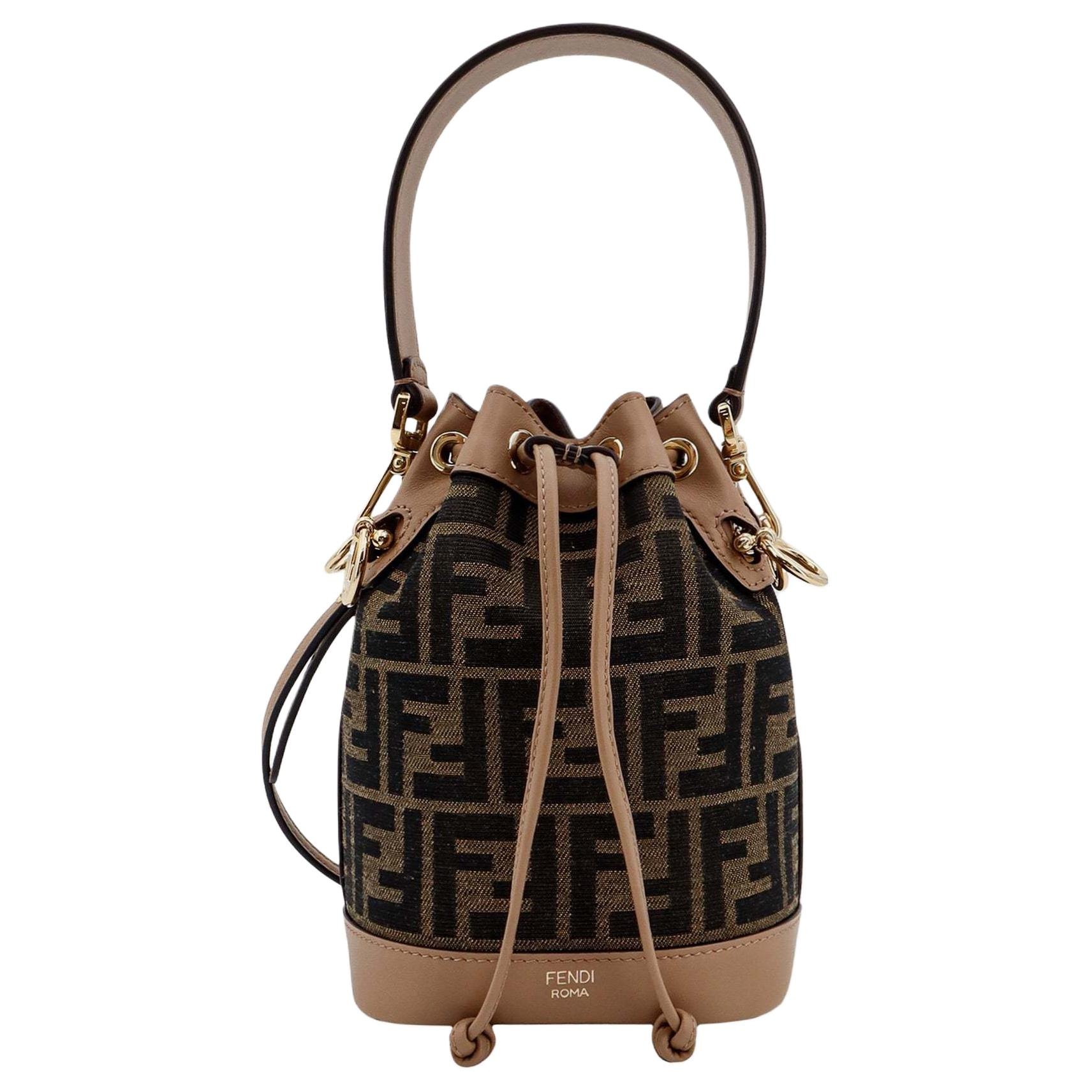 Сумки FENDI/芬迪 Fendi Mon Tresor Small Bucket Bag Brown