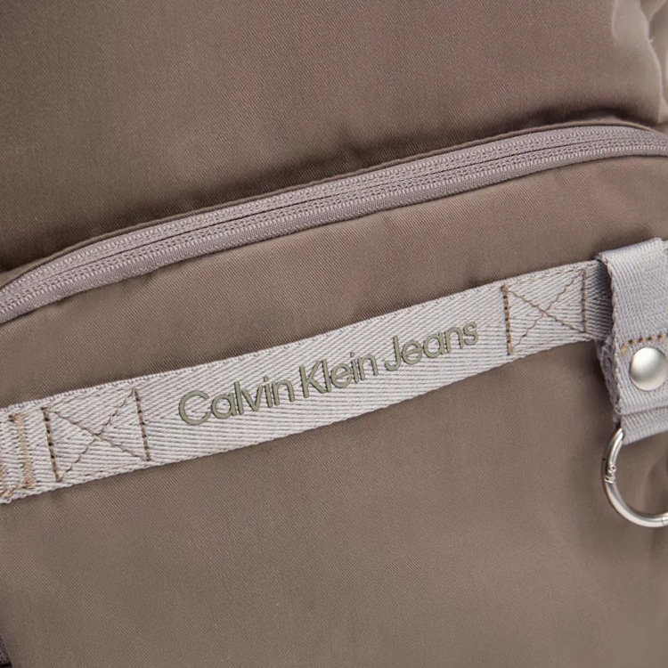 Calvin Klein Backpack Khaki Grey — фото 2