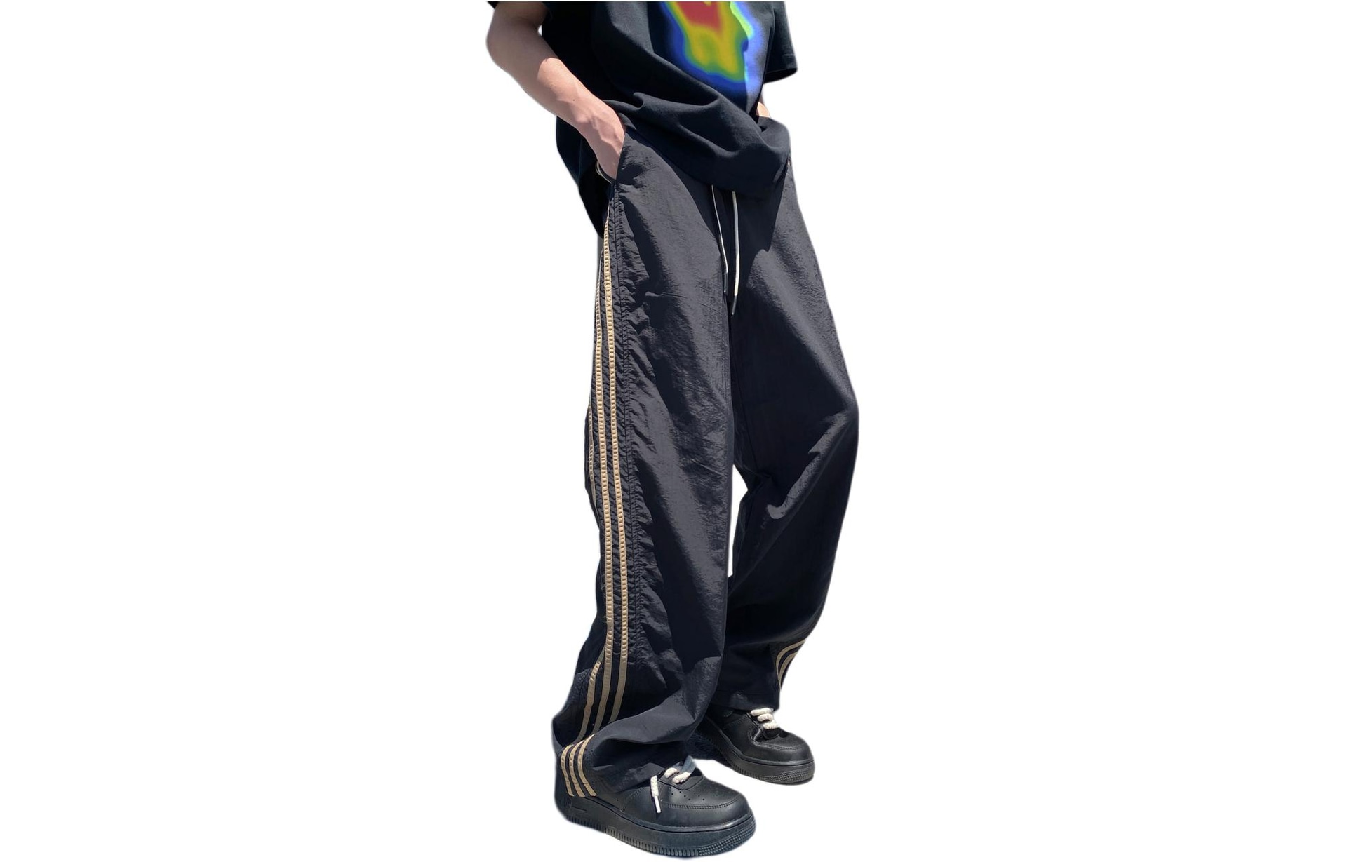 Одежда Comowa