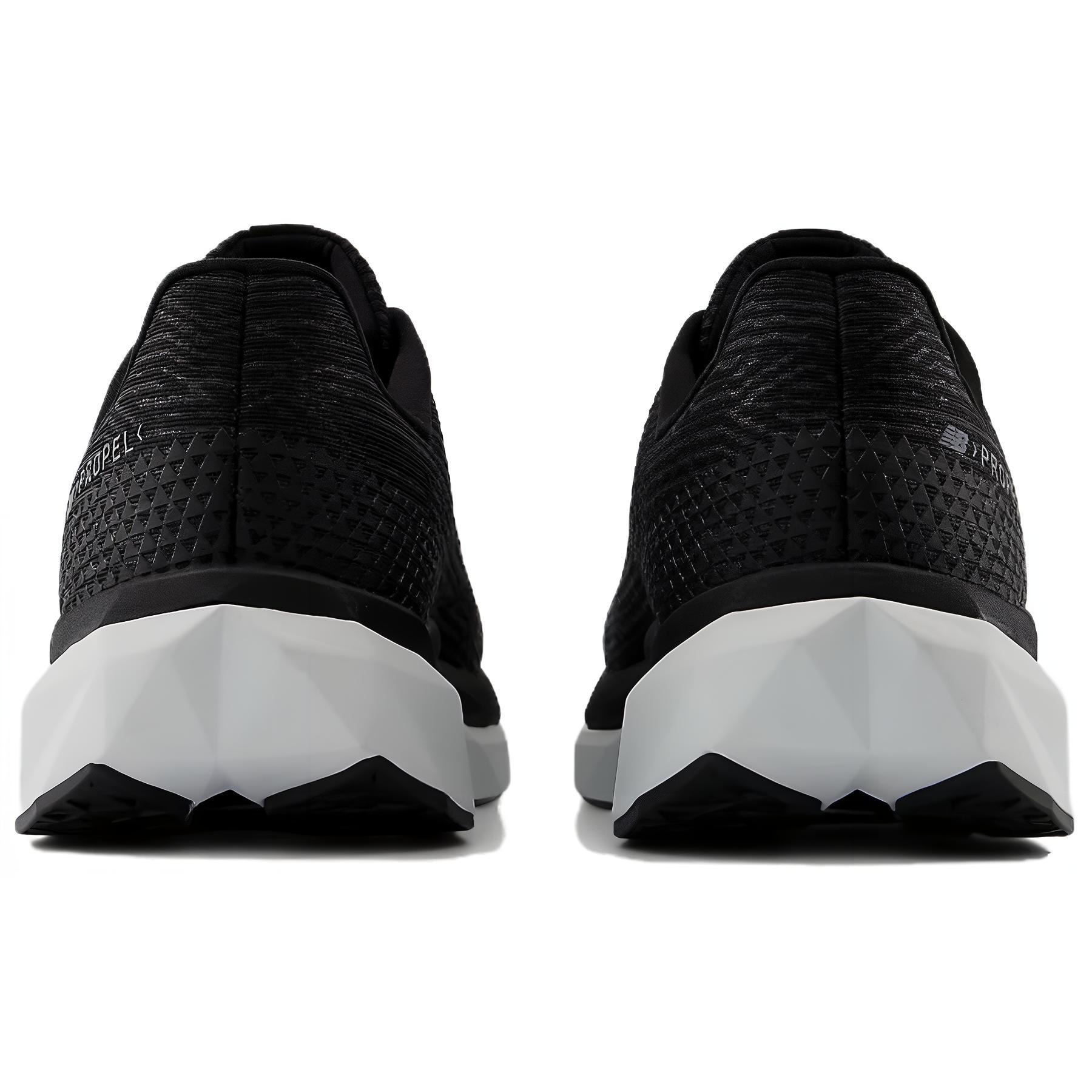 New Balance FuelCell Propel v5 — фото 10