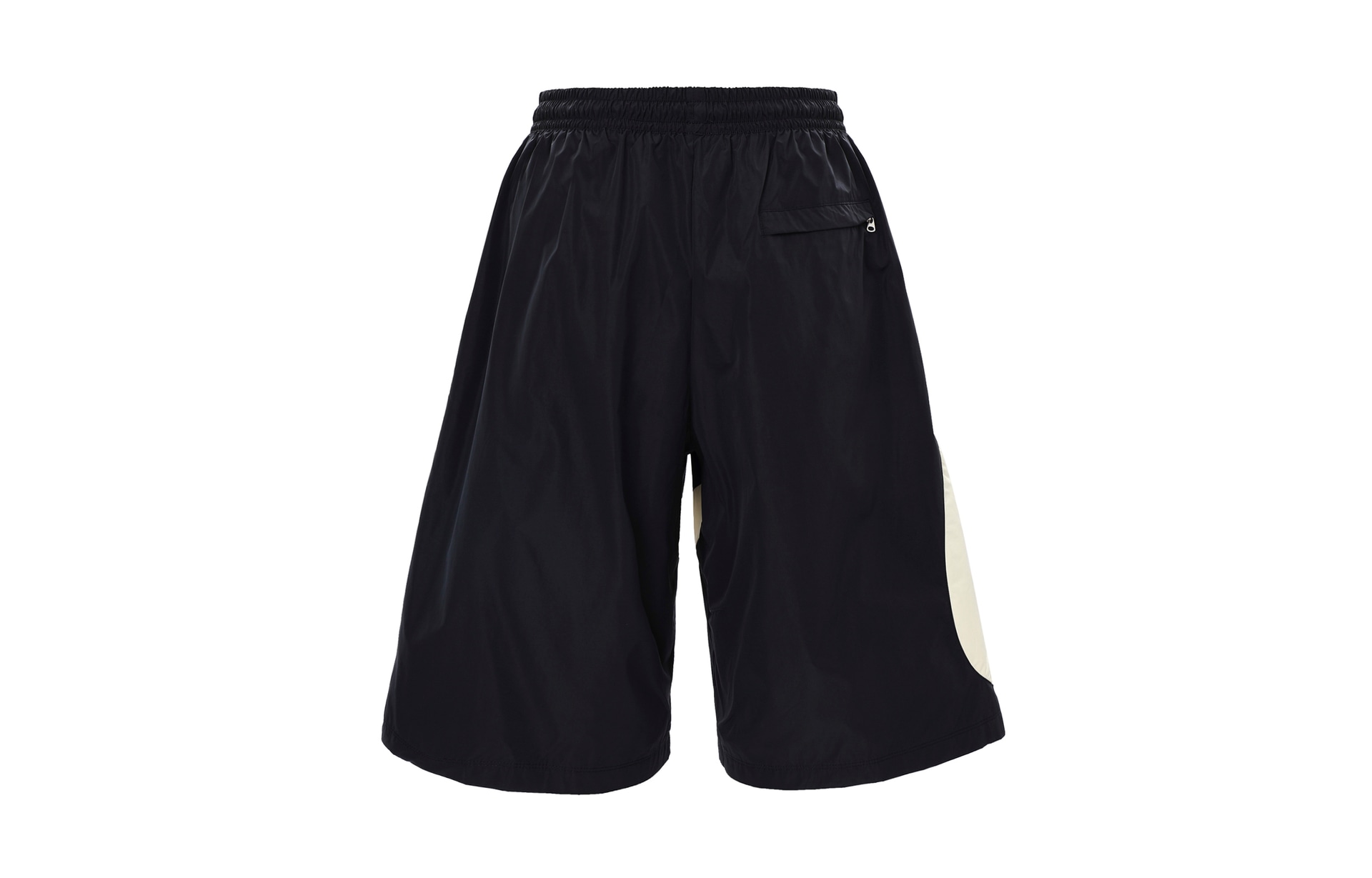 Nike Swoosh Black Shorts — фото 1