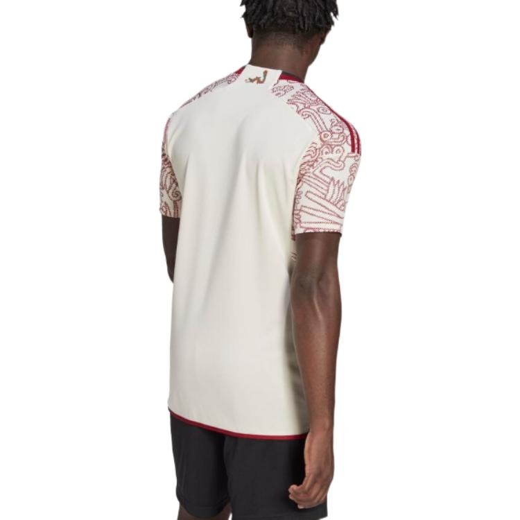 Adidas Badge Logo Crewneck Tee Red White — фото 3