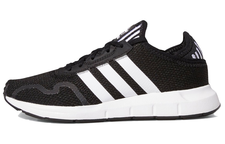 adidas originals Swift Run X — фото 8