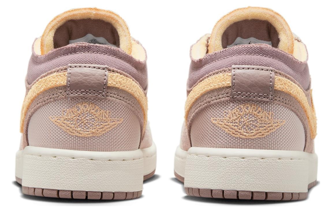 Jordan Air Jordan 1 Low Craft SE GS — фото 10
