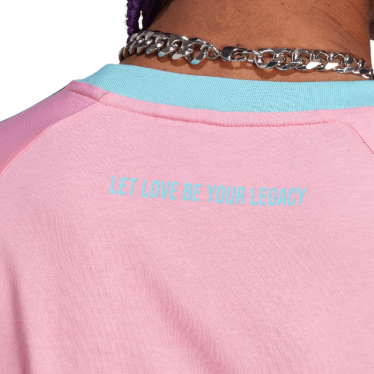 Adidas originals PRIDE RM 3 Logo T — фото 4