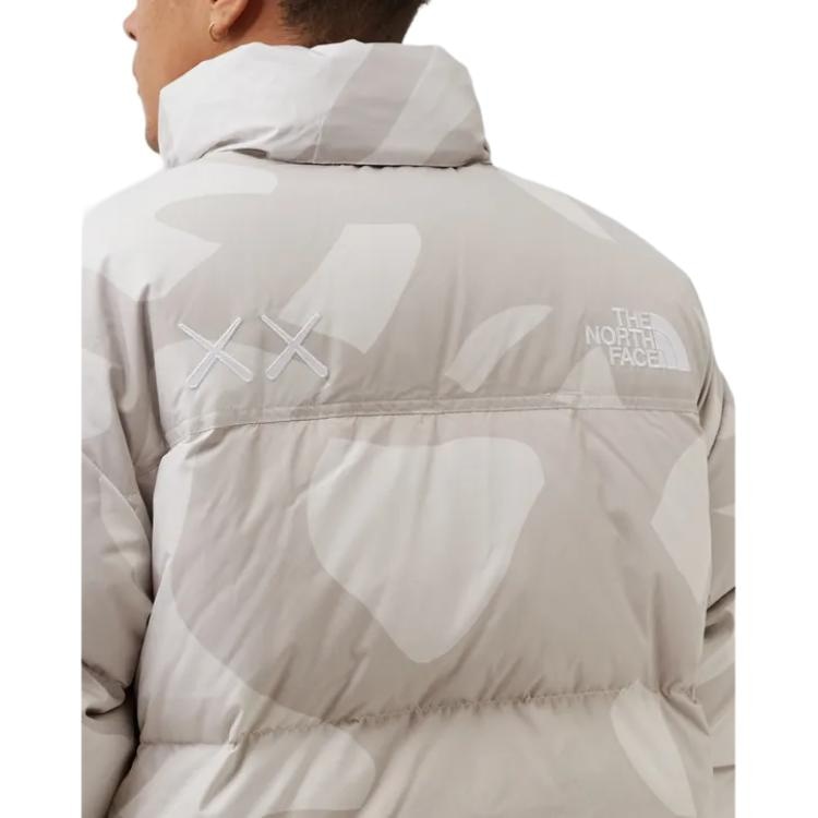 The North Face TNF x KAWS FW22 logo — фото 2