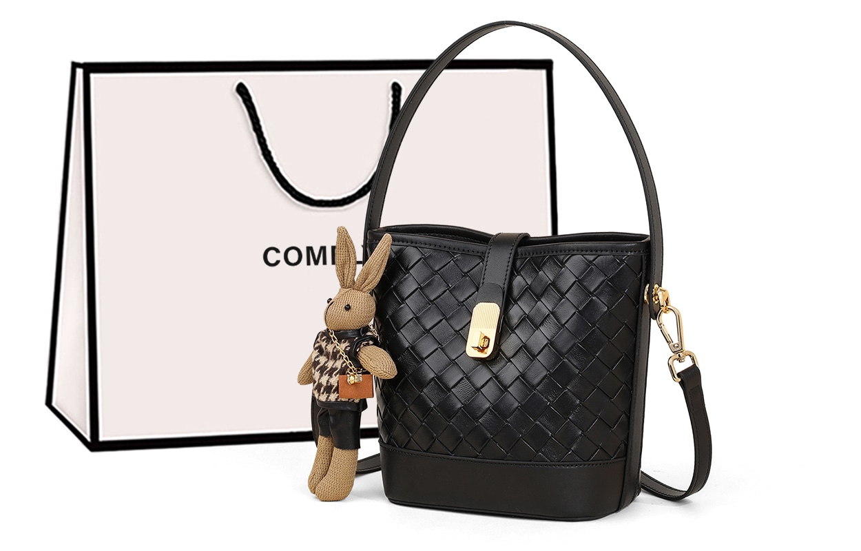 Comely Bucket Bag Black — фото 1