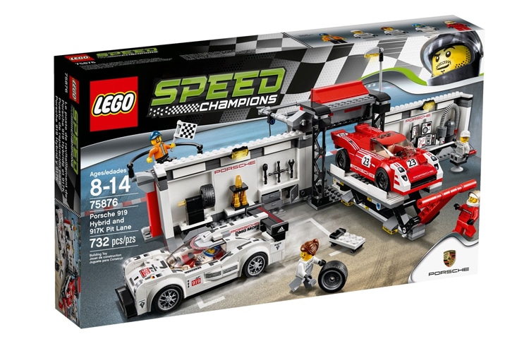 Lego Porsche 919 Hybrid and 917K Pit Stop 75876 — фото 2