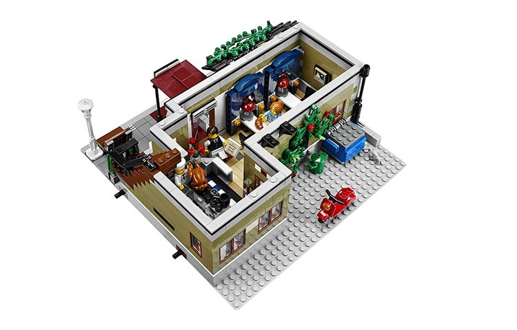 Lego Creator Parisian Restaurant 10243 — фото 1