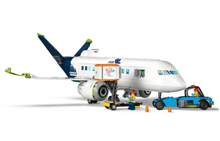 Lego City Passenger Airplane 60367 — фото 2