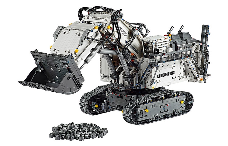 Lego Technic Powered UP Liebherr R 9800 Excavator 42100